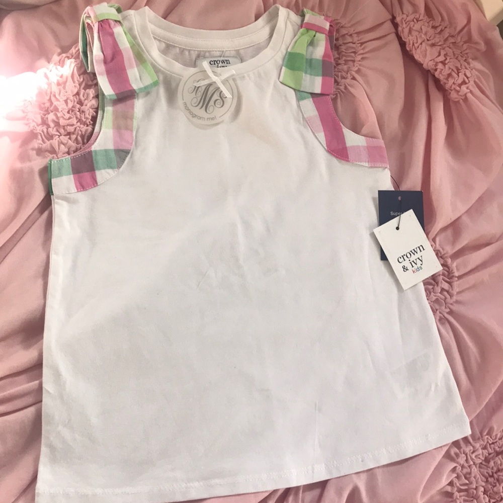 Crown & Ivy top